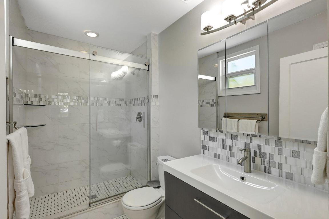 NORTHWOOD - Residential