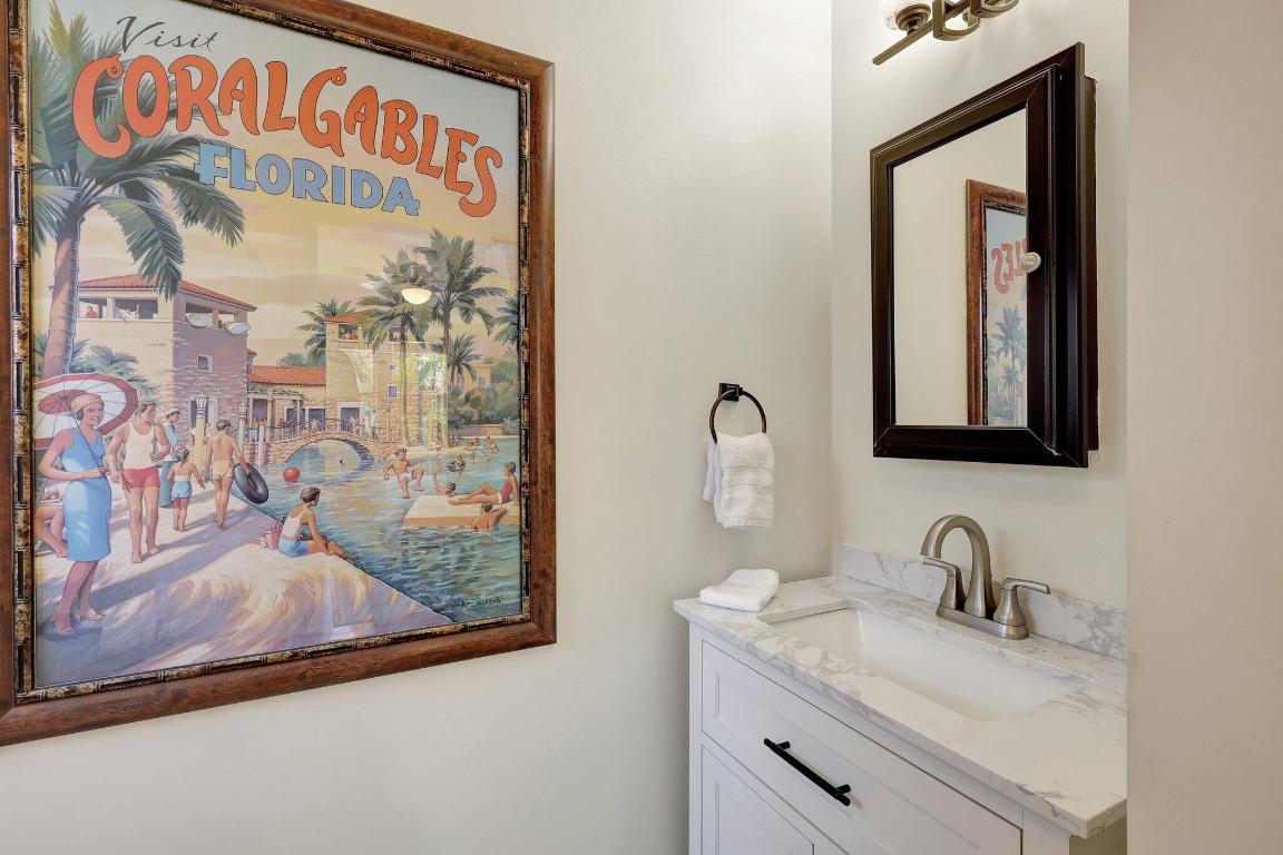 NORTHWOOD - Residential