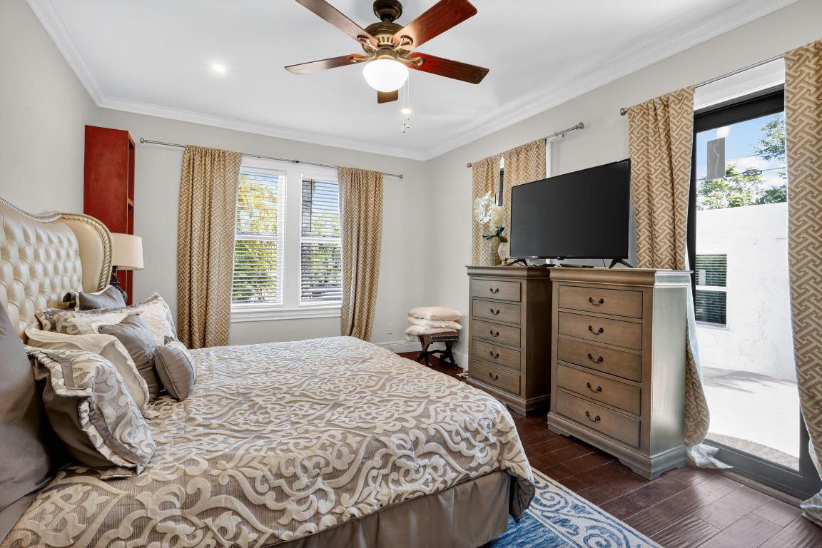 NORTHWOOD - Residential