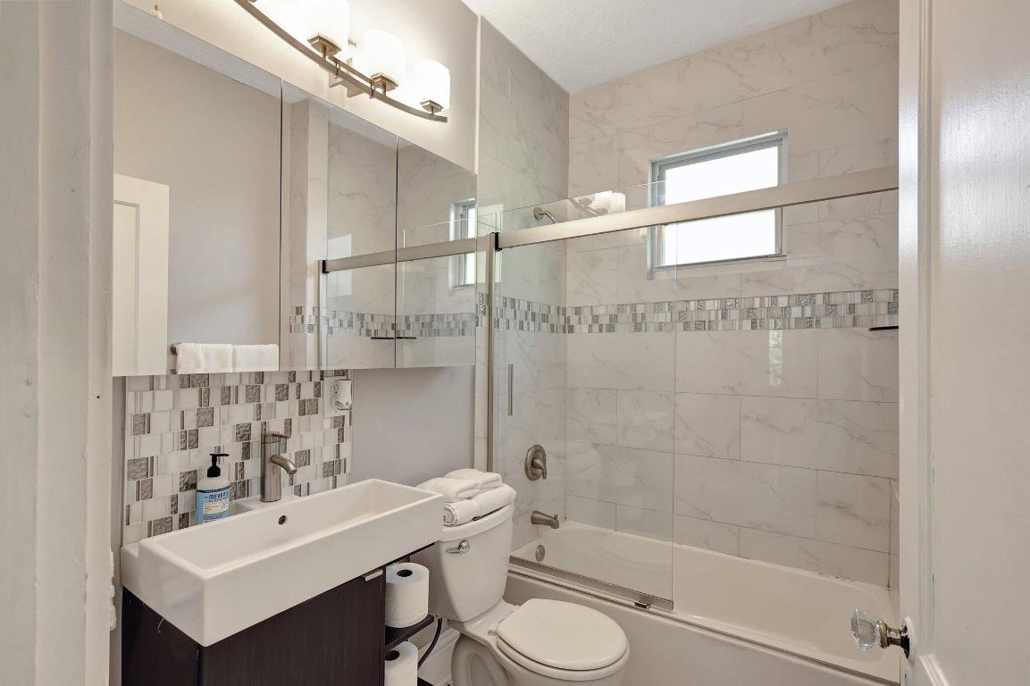 NORTHWOOD - Residential