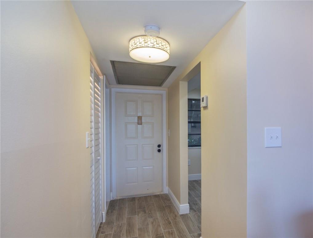 COLONY POINT 3 CONDO - Residential