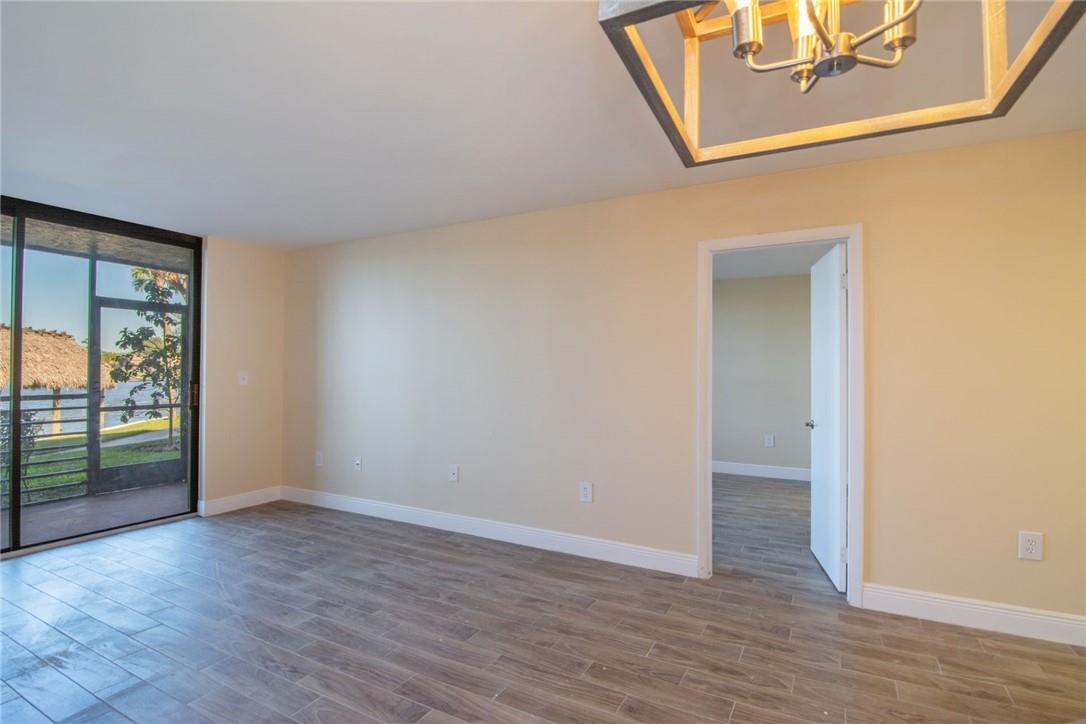 COLONY POINT 3 CONDO - Residential