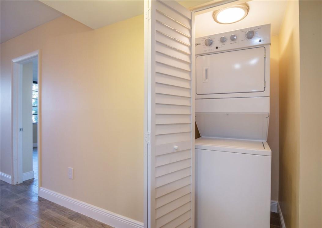 COLONY POINT 3 CONDO - Residential