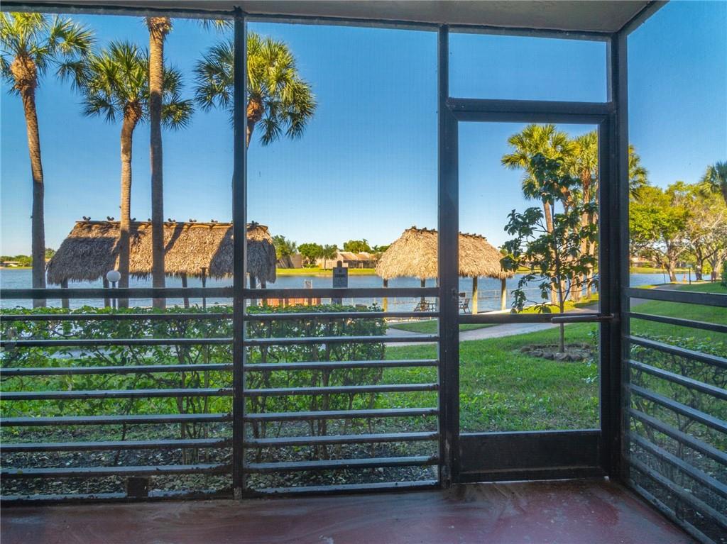 1100 Colony Point Cir 105