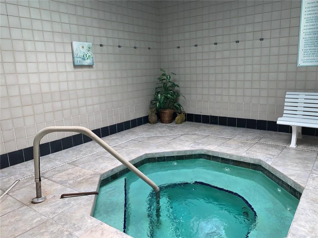 COLONY POINT 3 CONDO - Residential