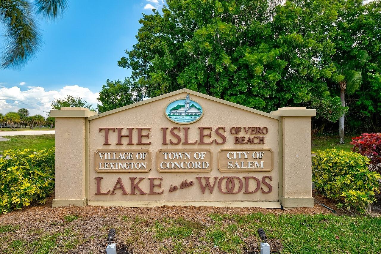 LAKE IN THE WOODS AT VERO BEACH CONDO - Residential