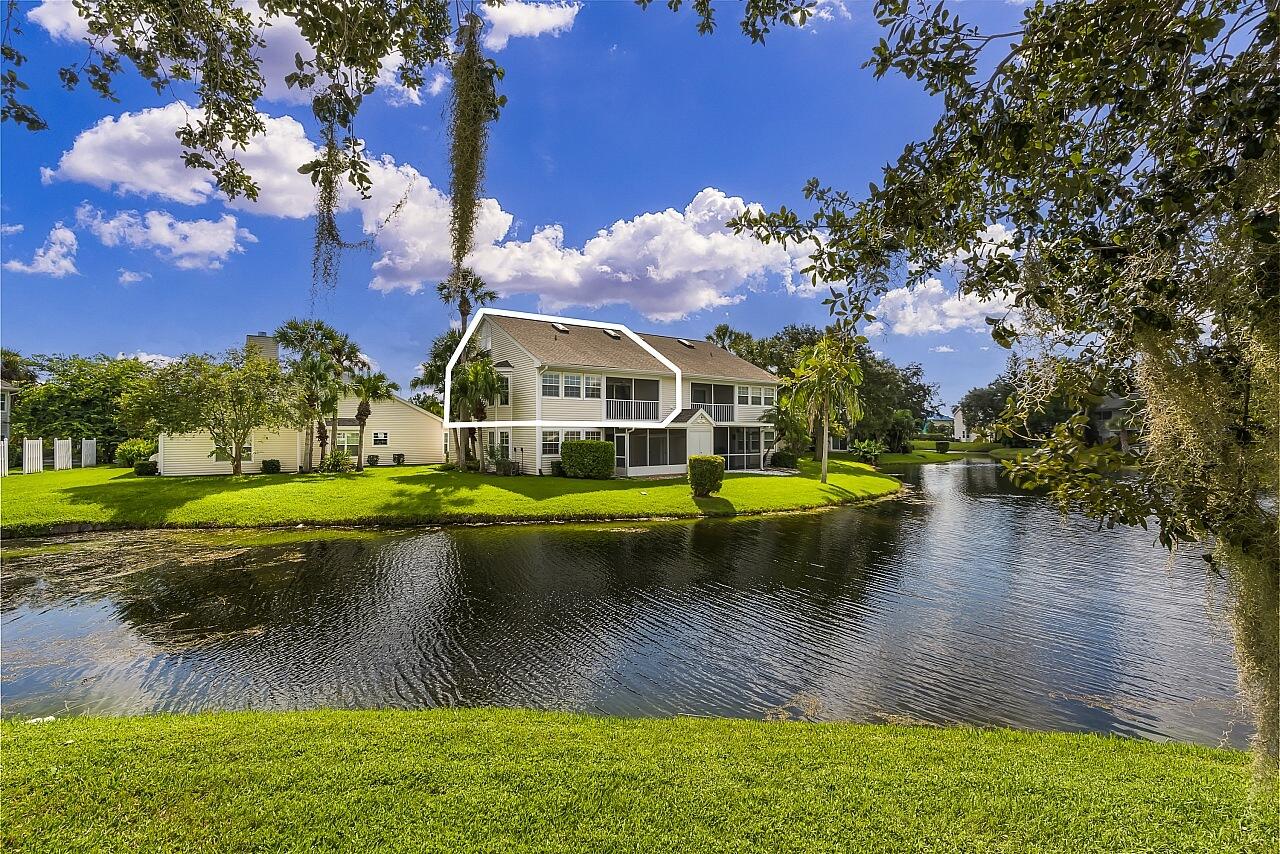 LAKE IN THE WOODS AT VERO BEACH CONDO - Residential