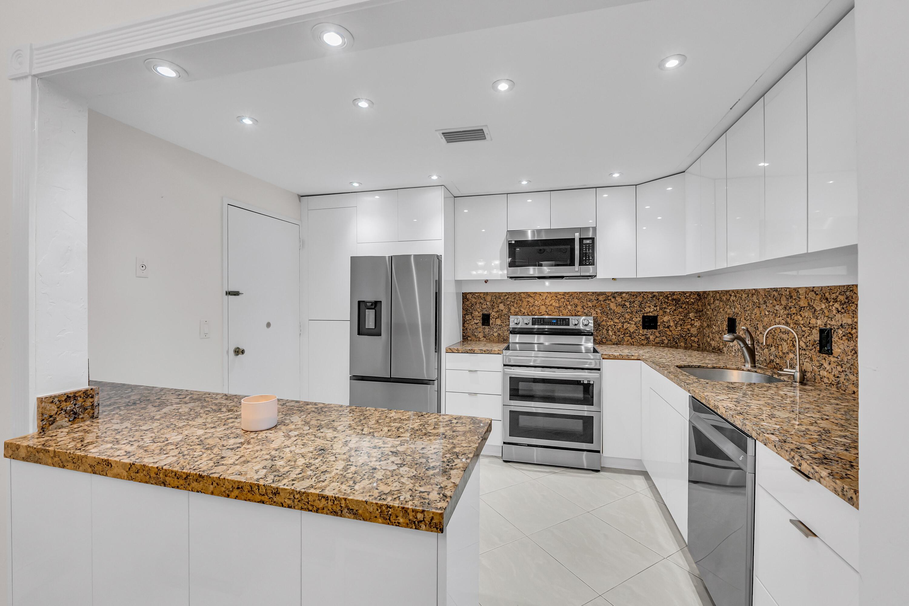 2851 S Ocean Boulevard 3 P