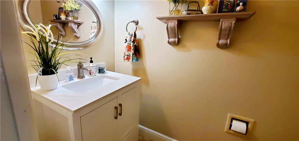 Eagle Point 127-12 B - Residential