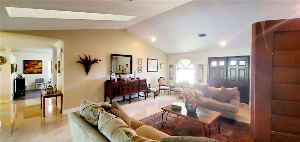 Eagle Point 127-12 B - Residential