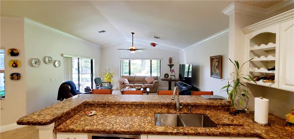 Eagle Point 127-12 B - Residential