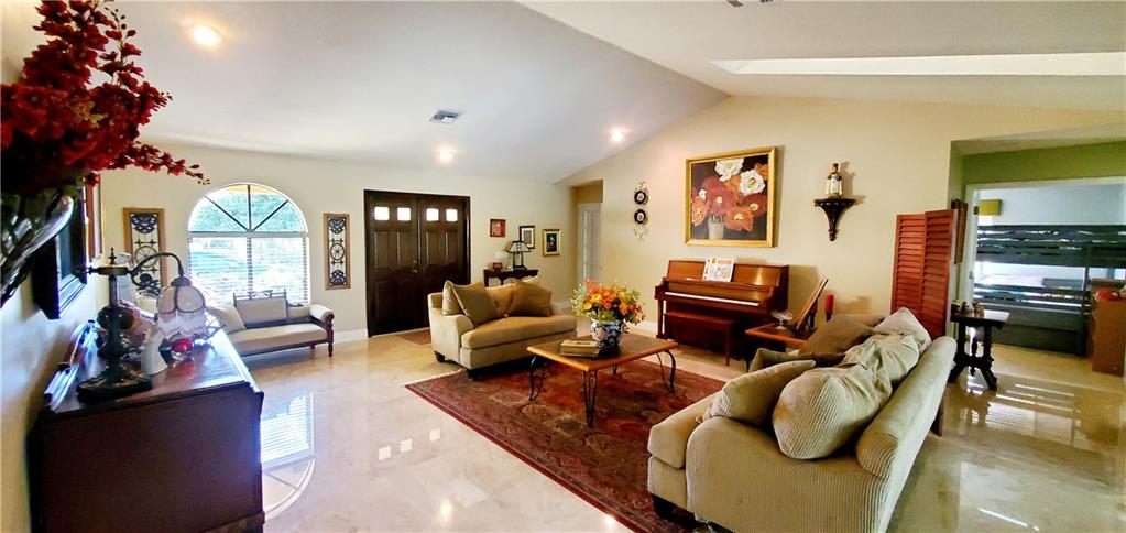 Eagle Point 127-12 B - Residential