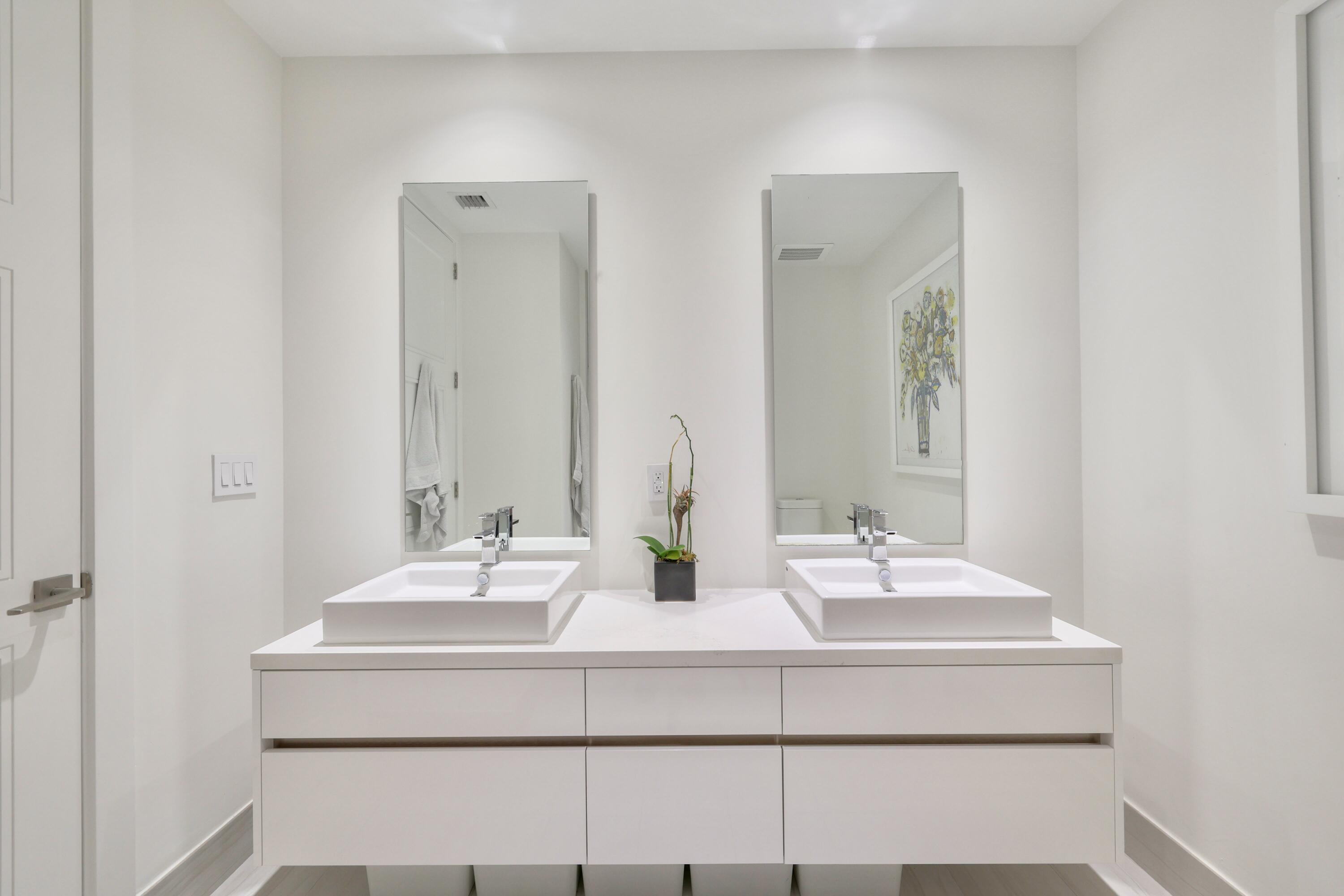 TOWER 155 CONDO - Residential Lease