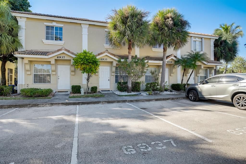 Photo of 6933 Stoney Creek Circle Cir, Lake Worth Beach, FL 33467 (MLS # R10762871)