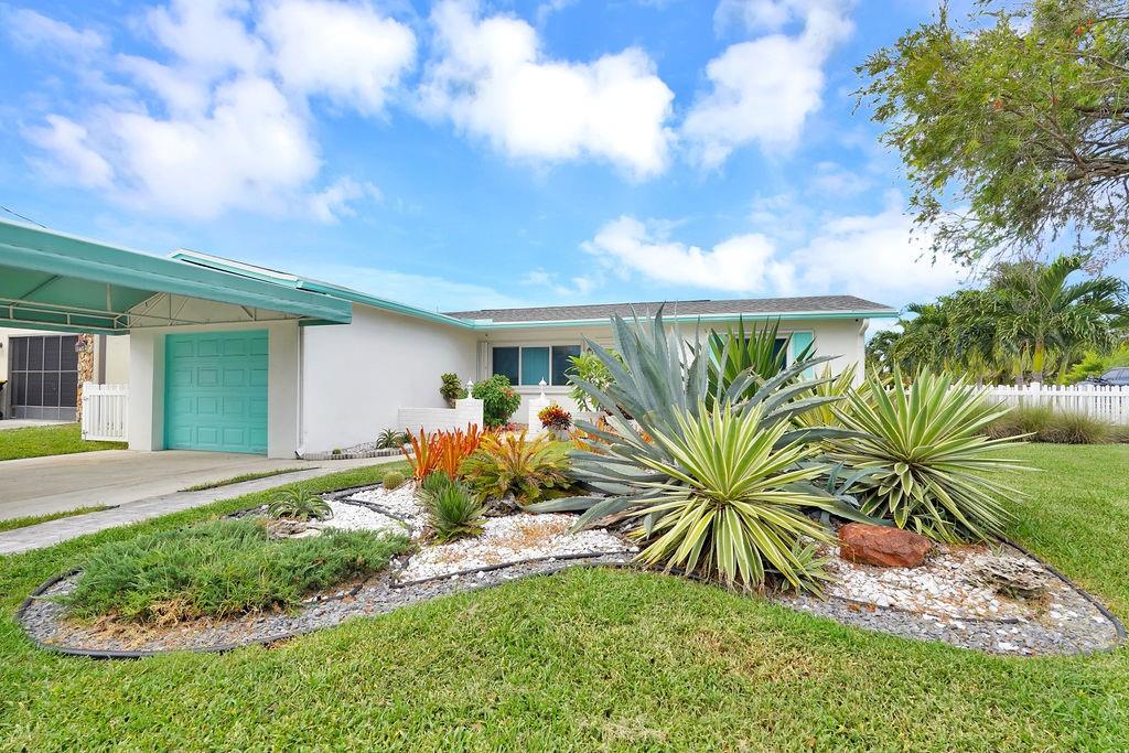 1402 Argonaut Isle