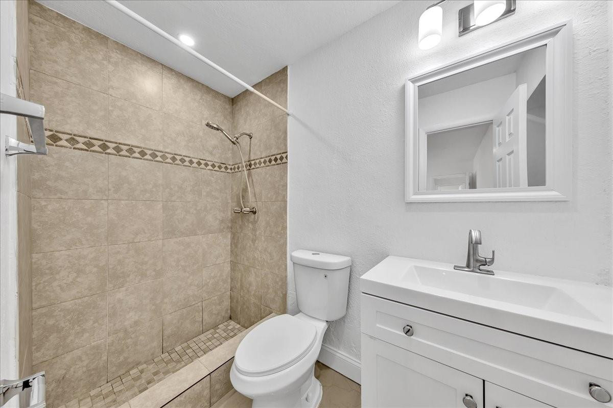 MIRAMAR ISLES - Residential