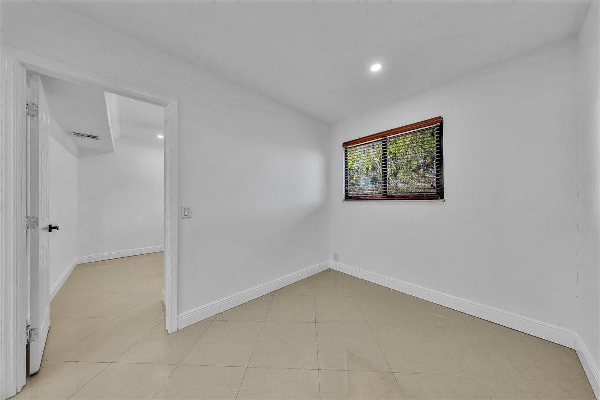 MIRAMAR ISLES - Residential