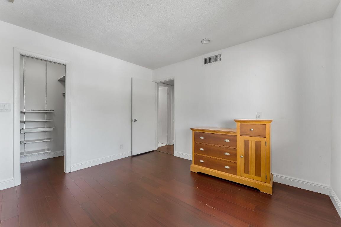 FOUNTAINS OF PALM BEACH CONDO - Residential Lease