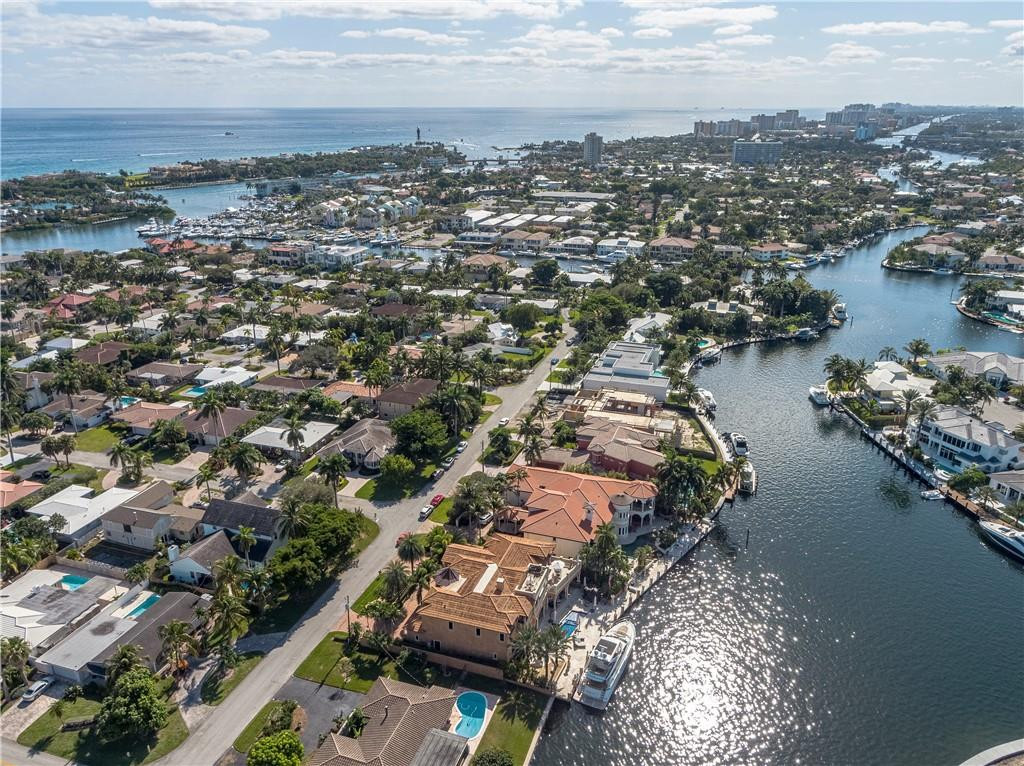 Lighthouse Point 6th Sec - Residential