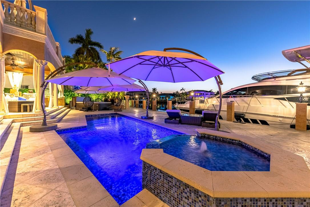 Lighthouse Point 6th Sec - Residential