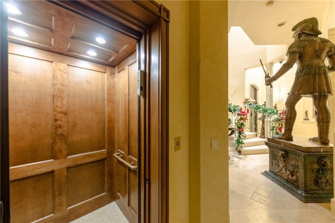 Lighthouse Point 6th Sec - Residential