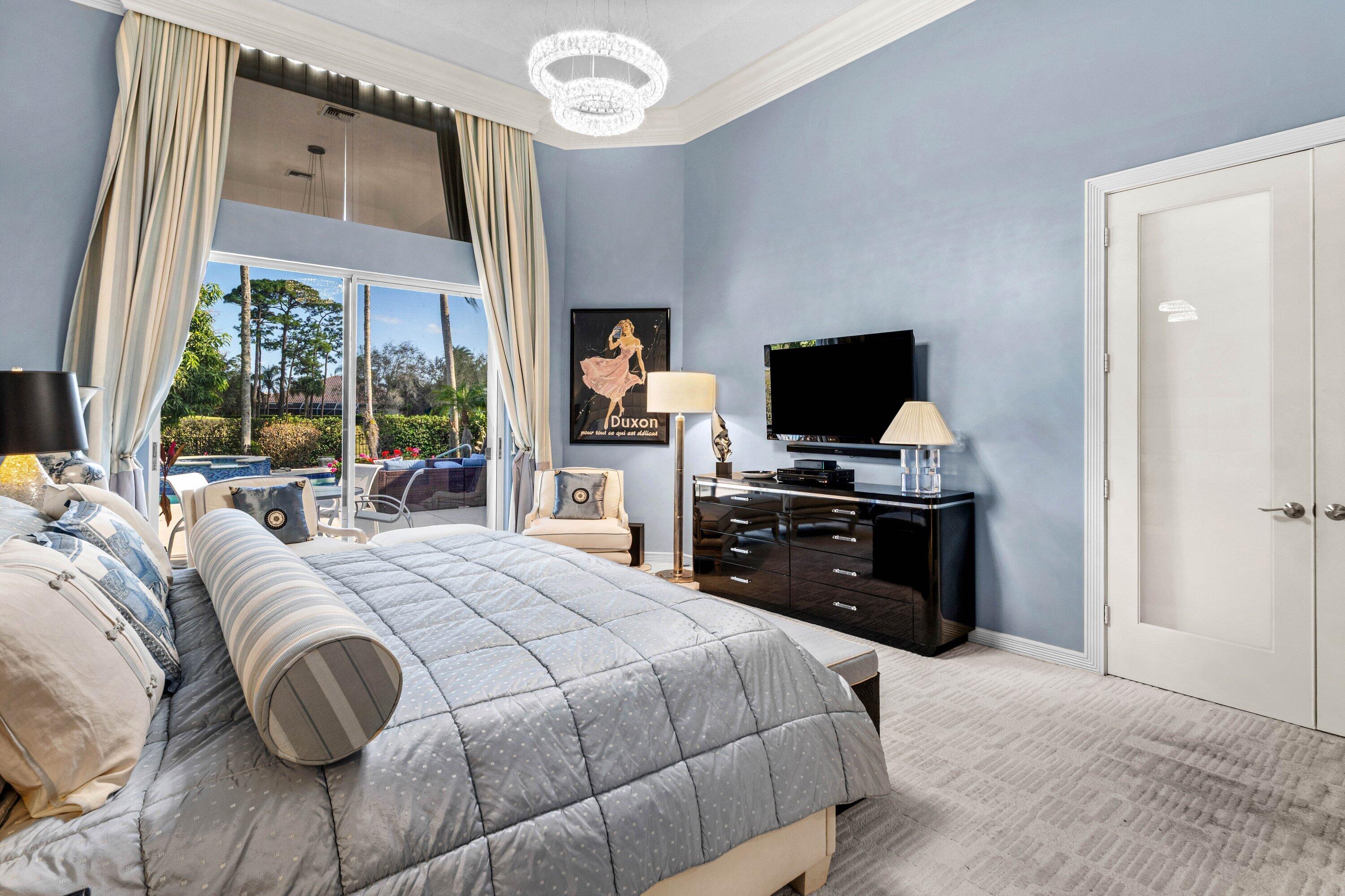 CRYSTAL BAY - Residential