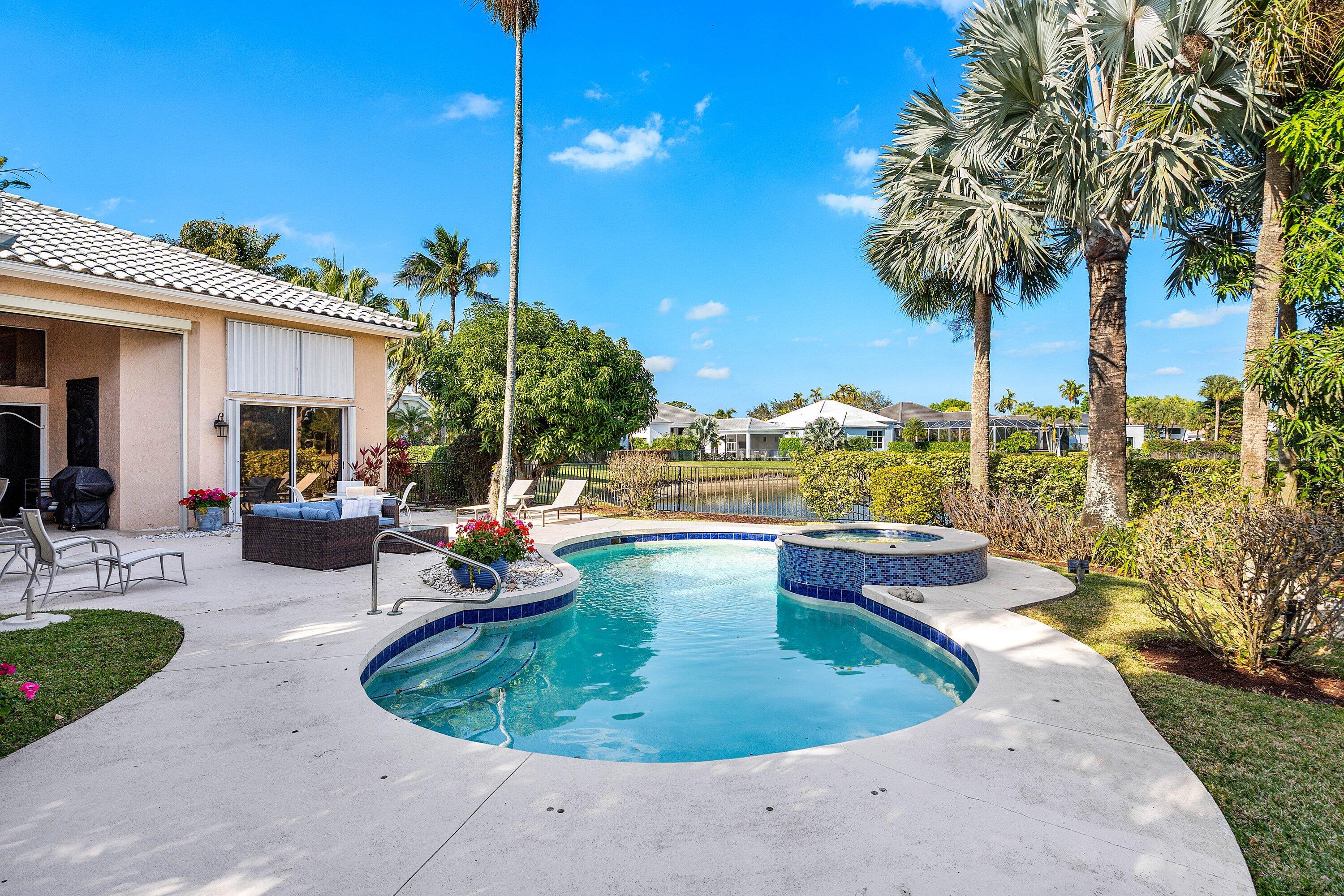 CRYSTAL BAY - Residential