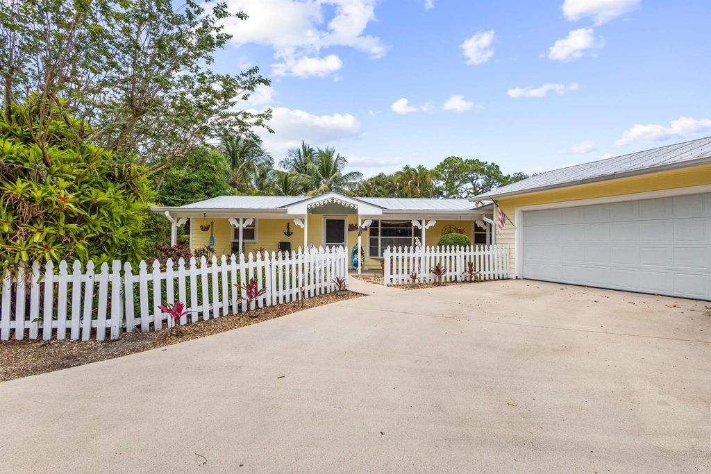 Photo of 1242 SW Knollwood Drive, Palm City, FL 34990 (MLS # R10992851)