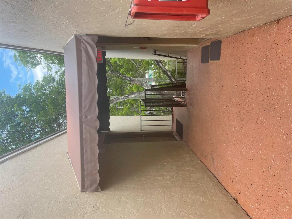 ST ANDREWS PALM BEACH CONDO I - Residential