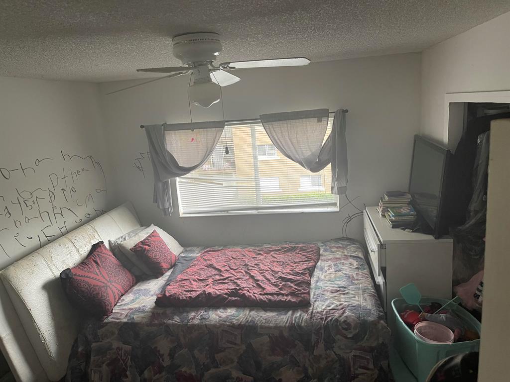 ST ANDREWS PALM BEACH CONDO I - Residential