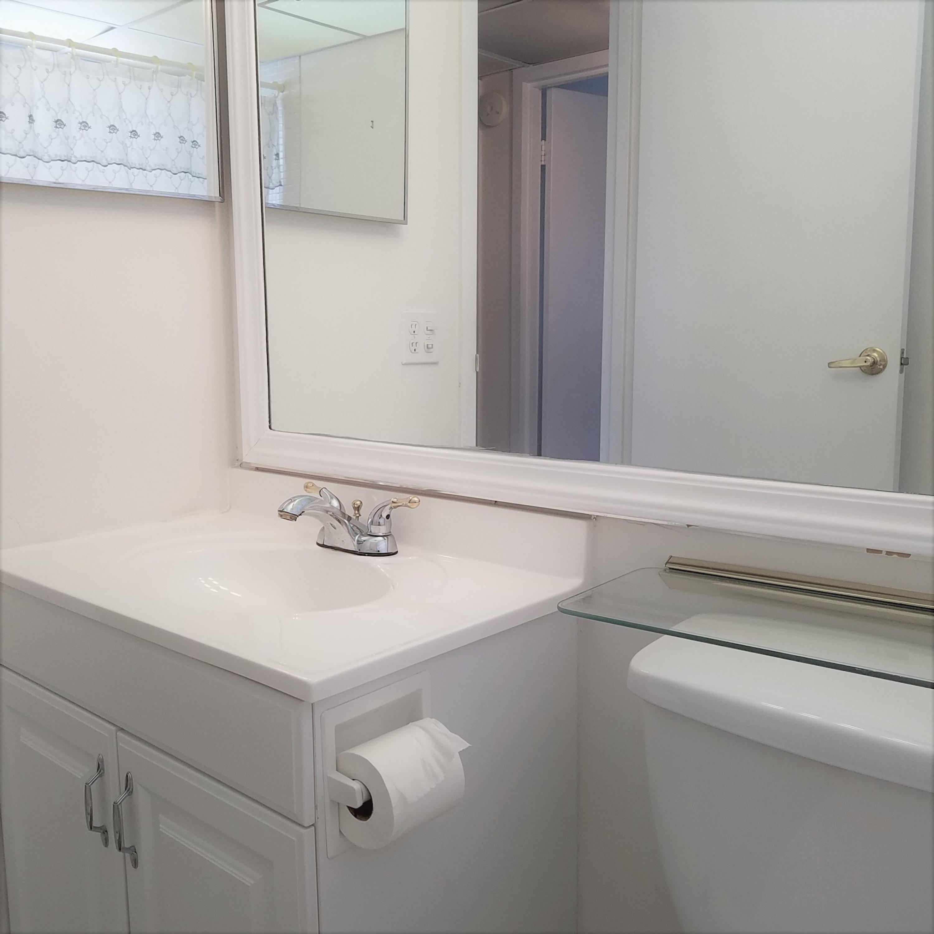 KINGS POINT SAXONY CONDOS - Residential