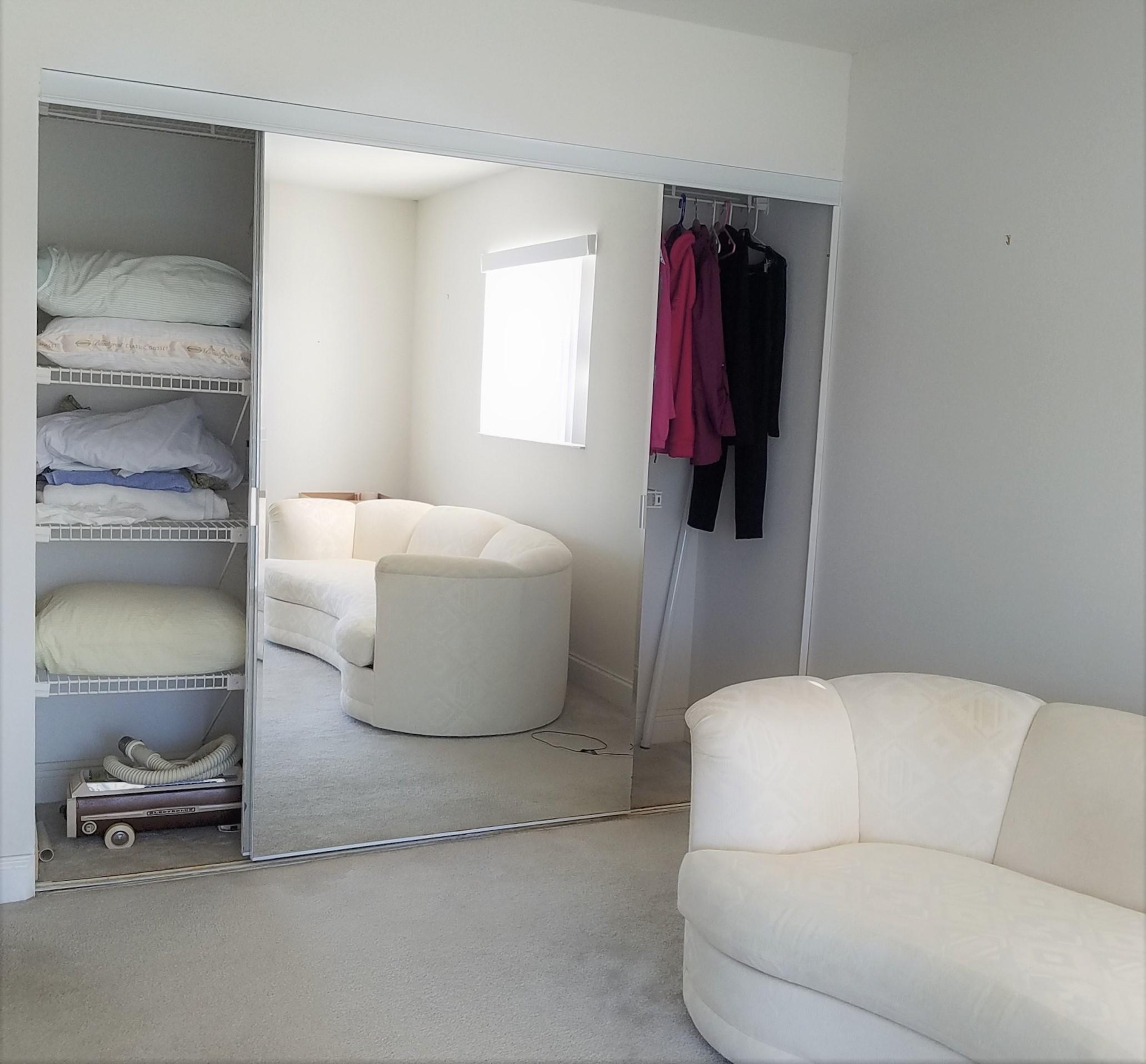 KINGS POINT SAXONY CONDOS - Residential