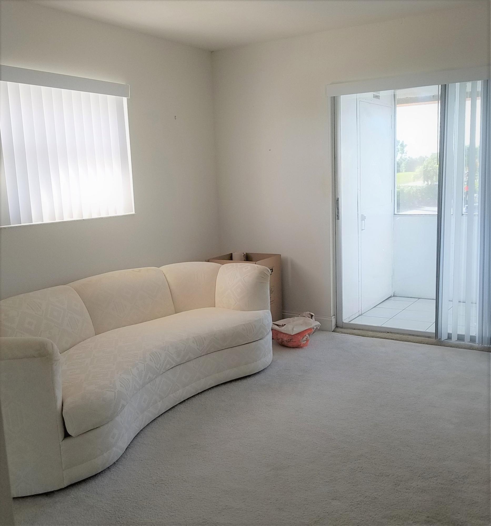 KINGS POINT SAXONY CONDOS - Residential