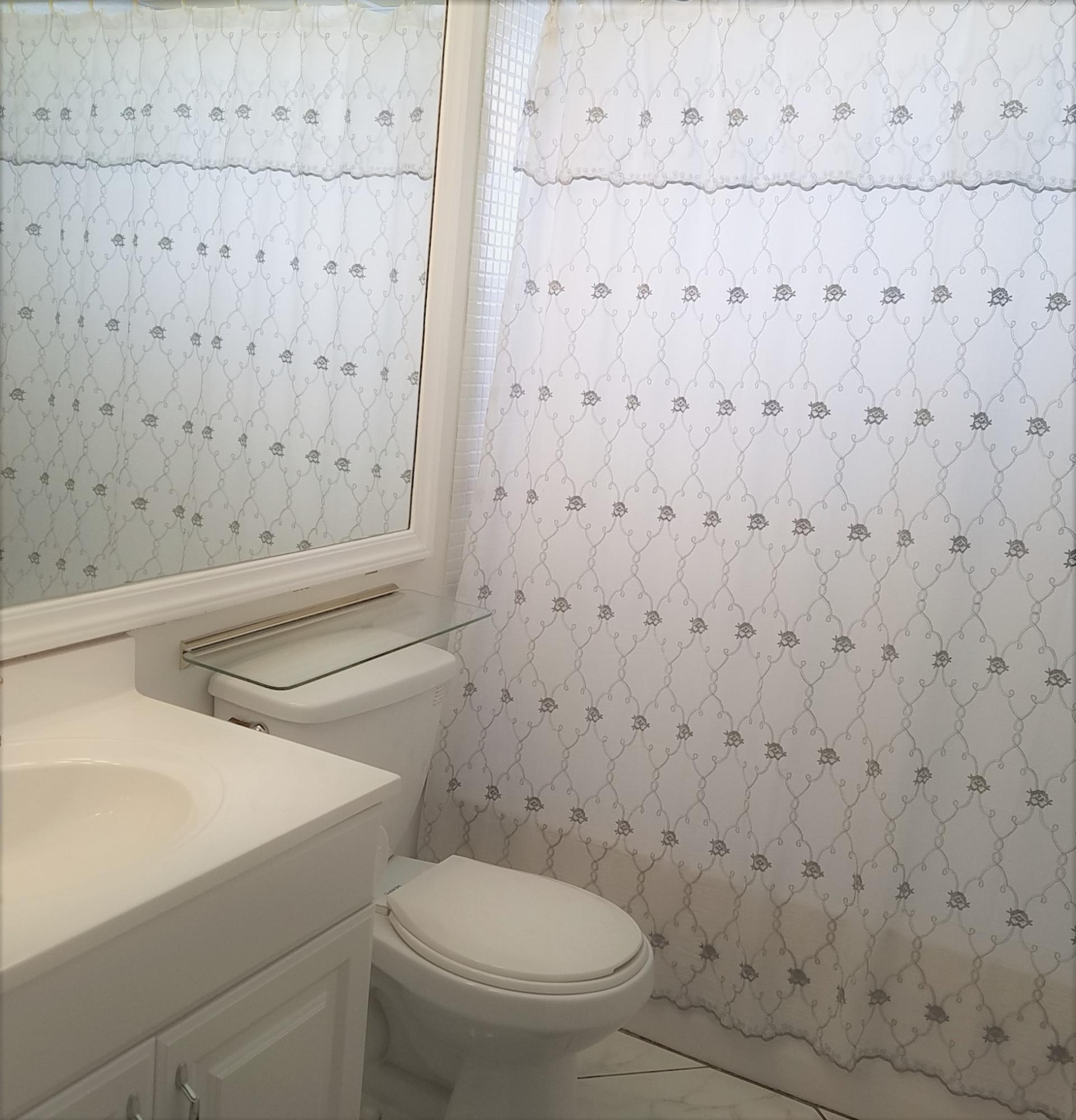 KINGS POINT SAXONY CONDOS - Residential