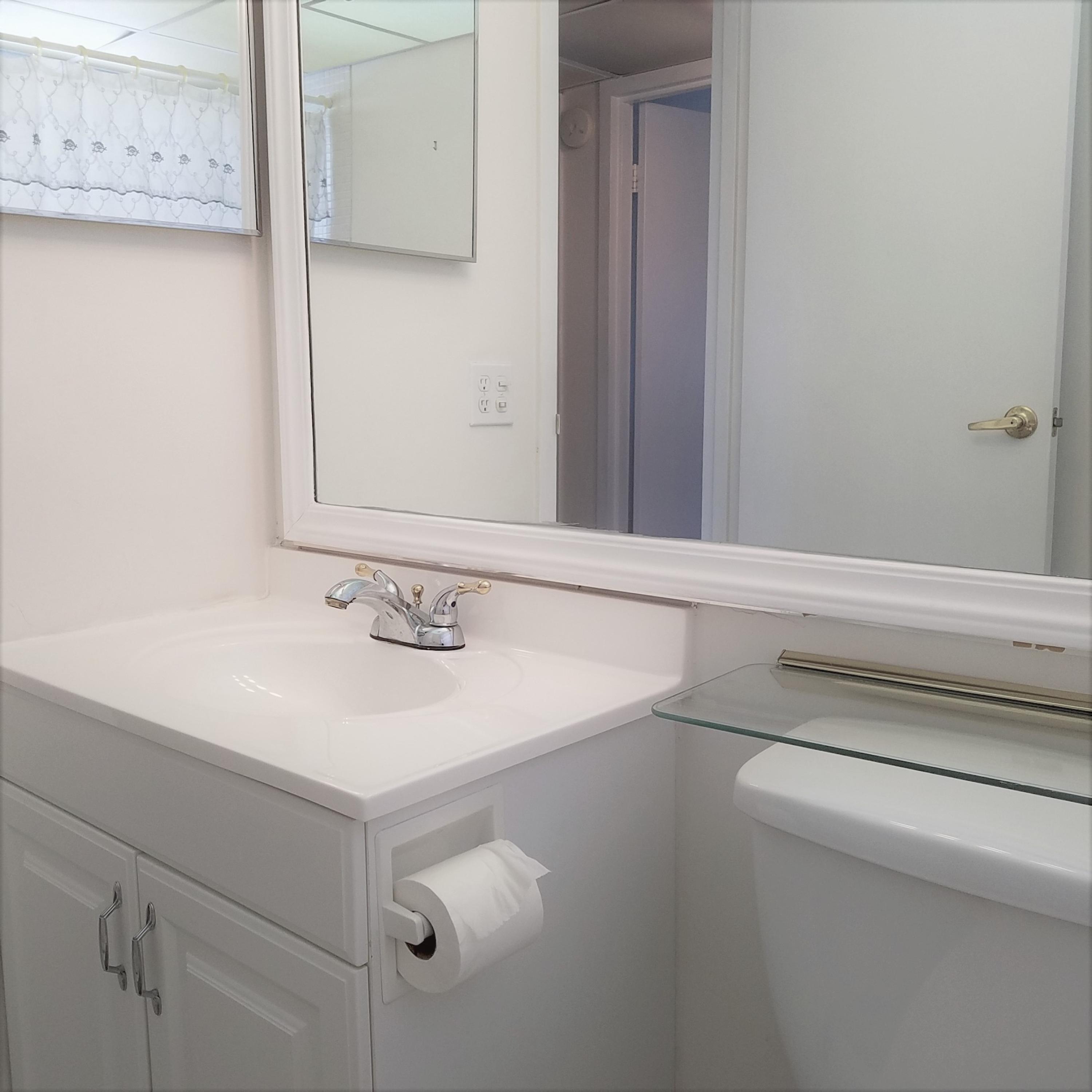 KINGS POINT SAXONY CONDOS - Residential