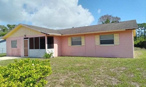 Photo of 2906 Anderson Drive, Fort Pierce, FL 34946 (MLS # B26078631)