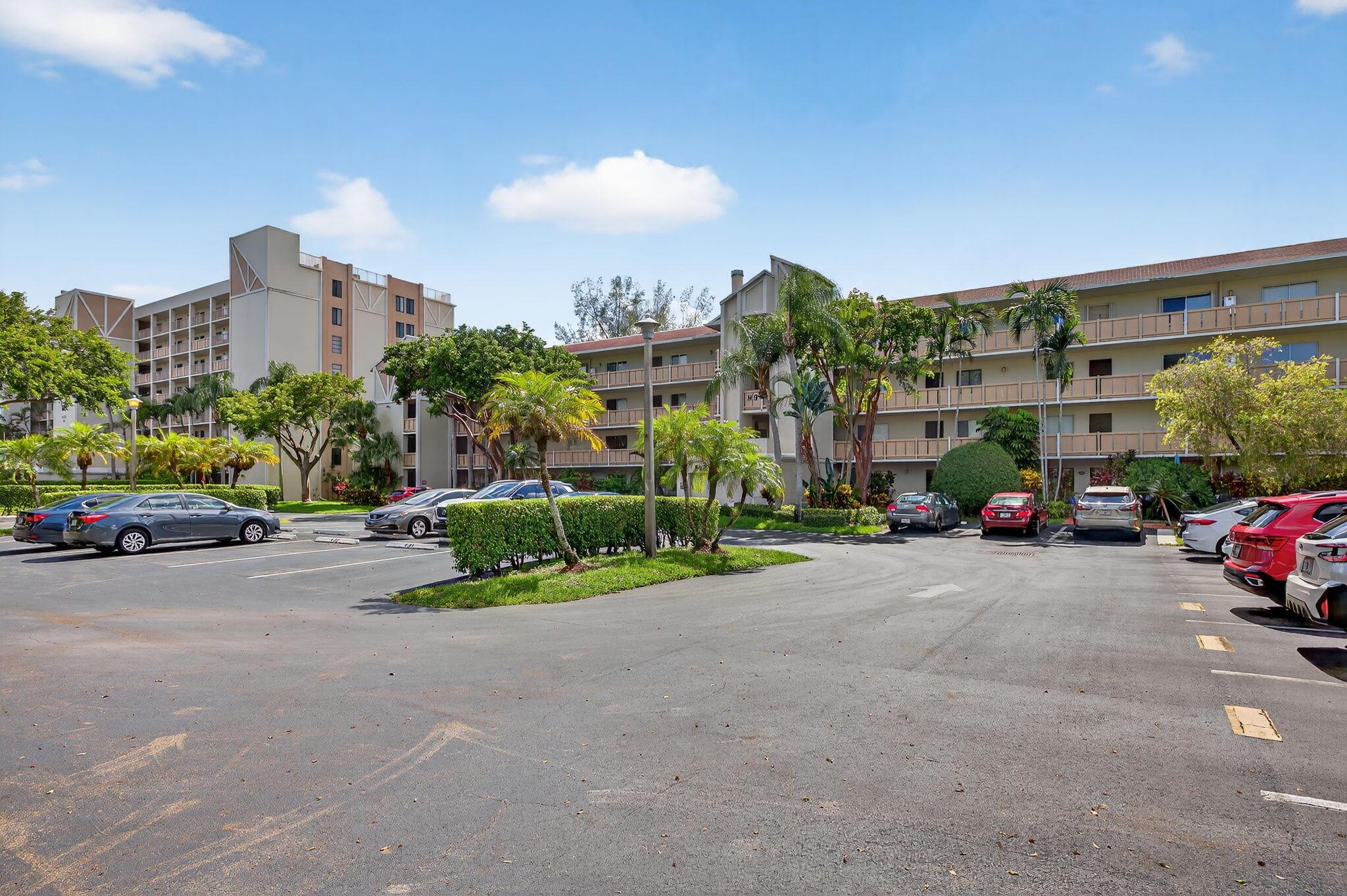 HUNTINGTON LAKES SEC ONE - Residential Lease