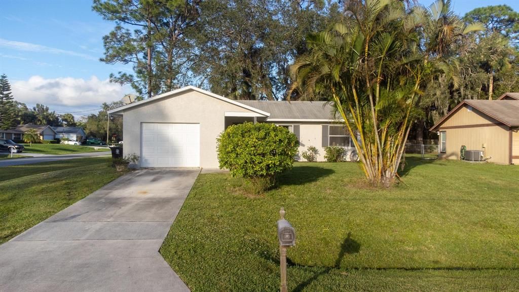 Photo of 1757 SW Ocean Cove Avenue, Port St Lucie, FL 34953 (MLS # R10849319)
