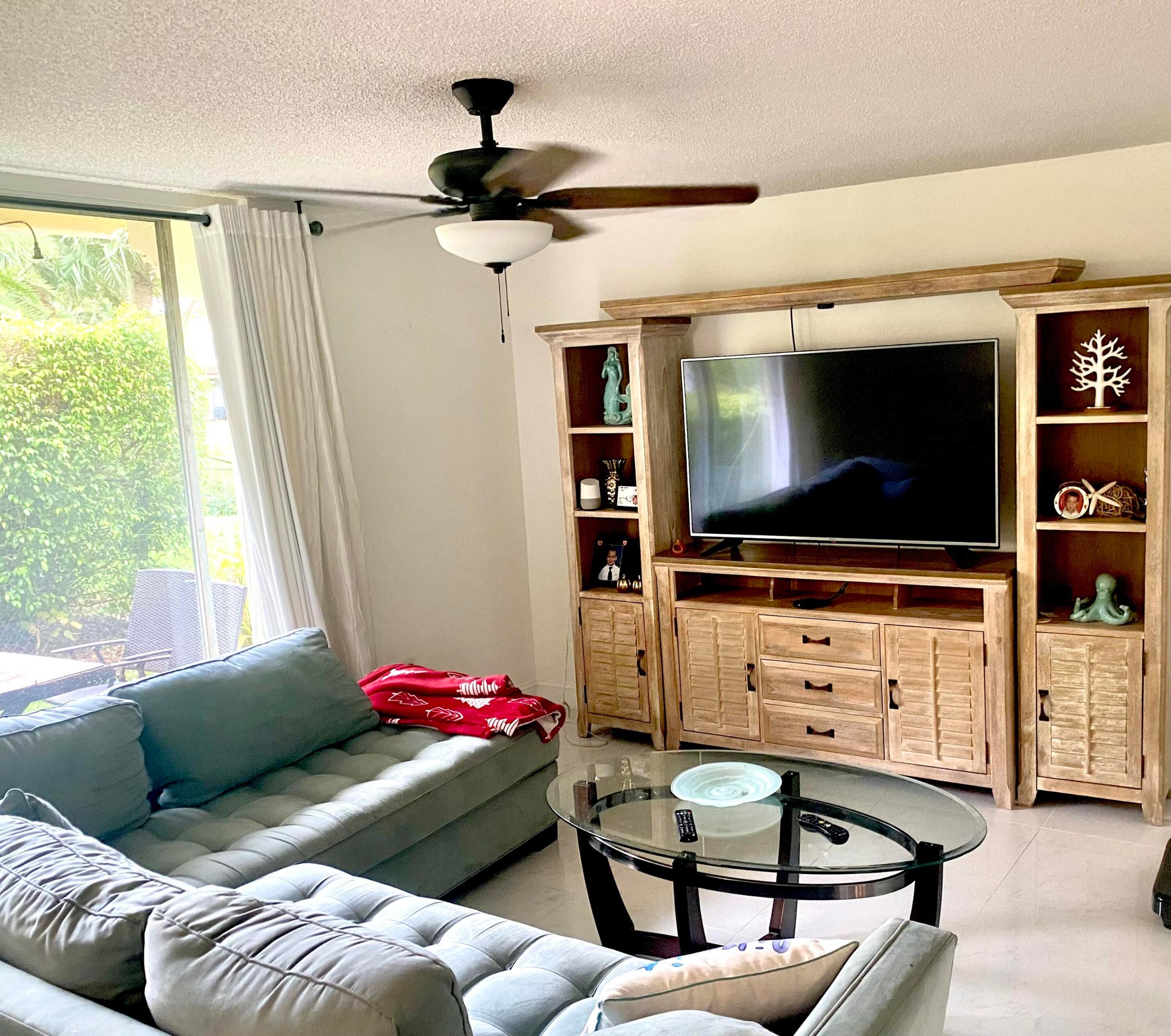 YACHT CLUB ON THE INTRACOASTAL - Residential Lease