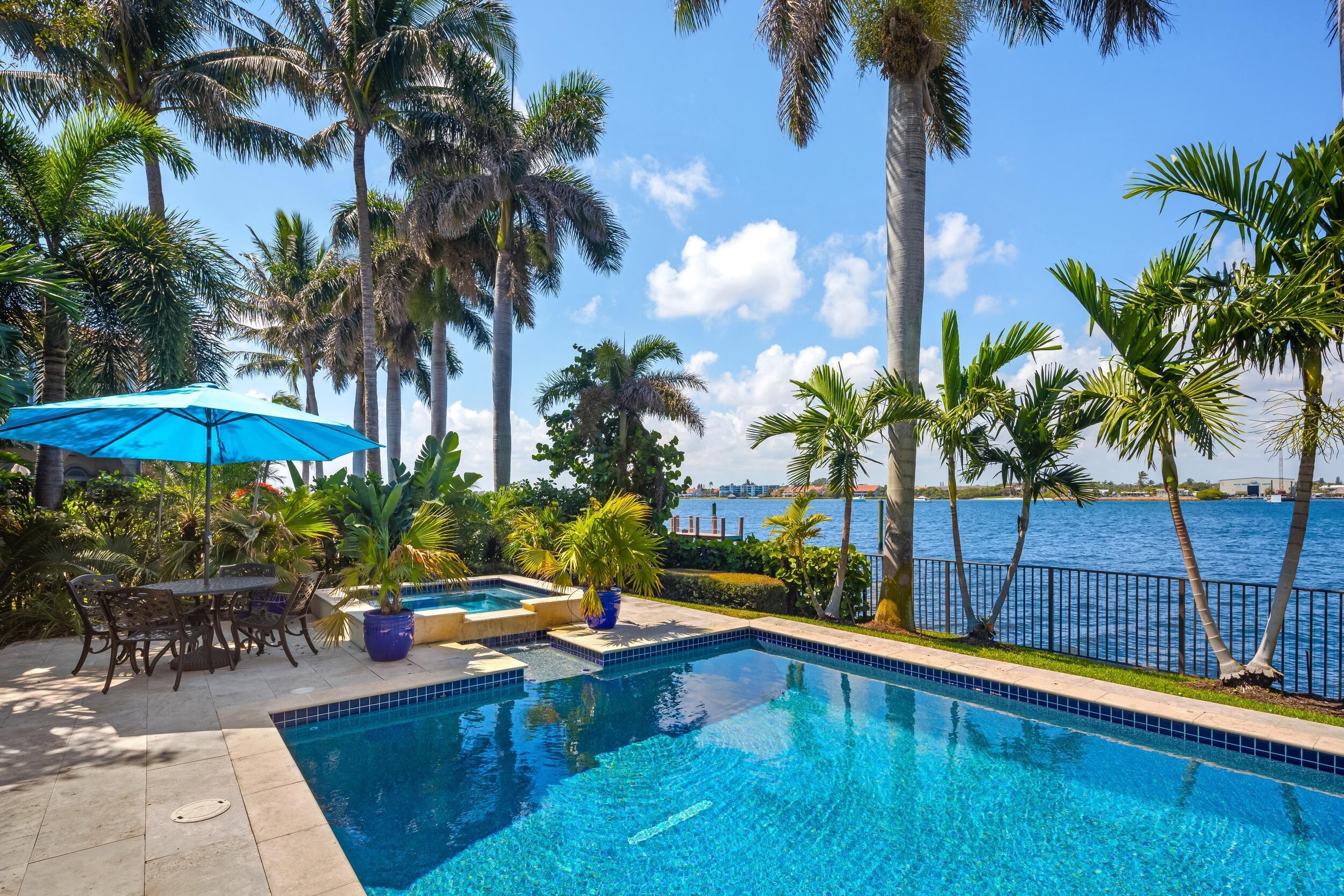 POINT MANALAPAN 9 - Residential