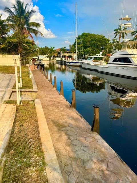 1512 SW 5th Street Dock Fort Lauderdale FL 33312