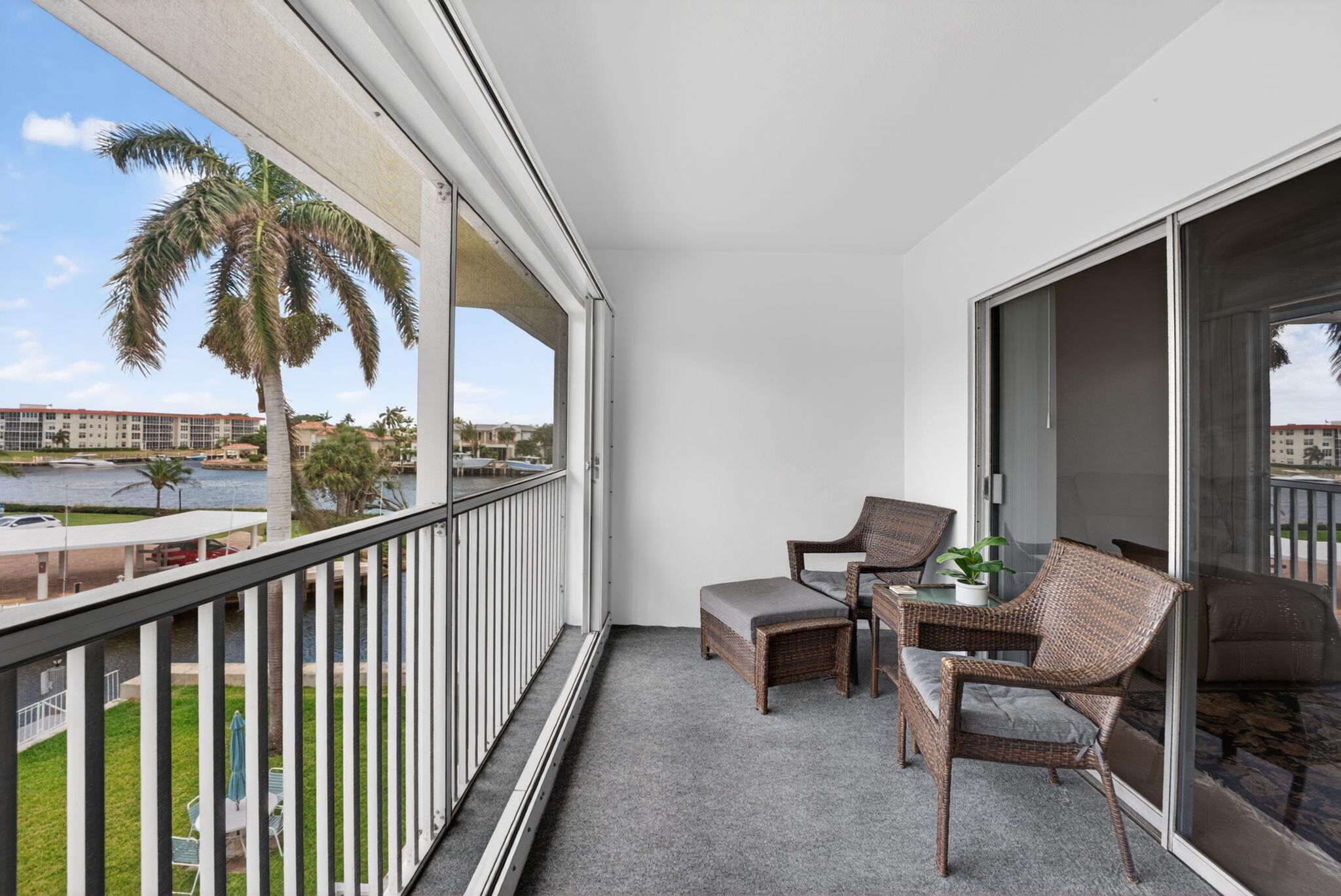 PIECES OEIGHT CONDOMINIUM - Residential