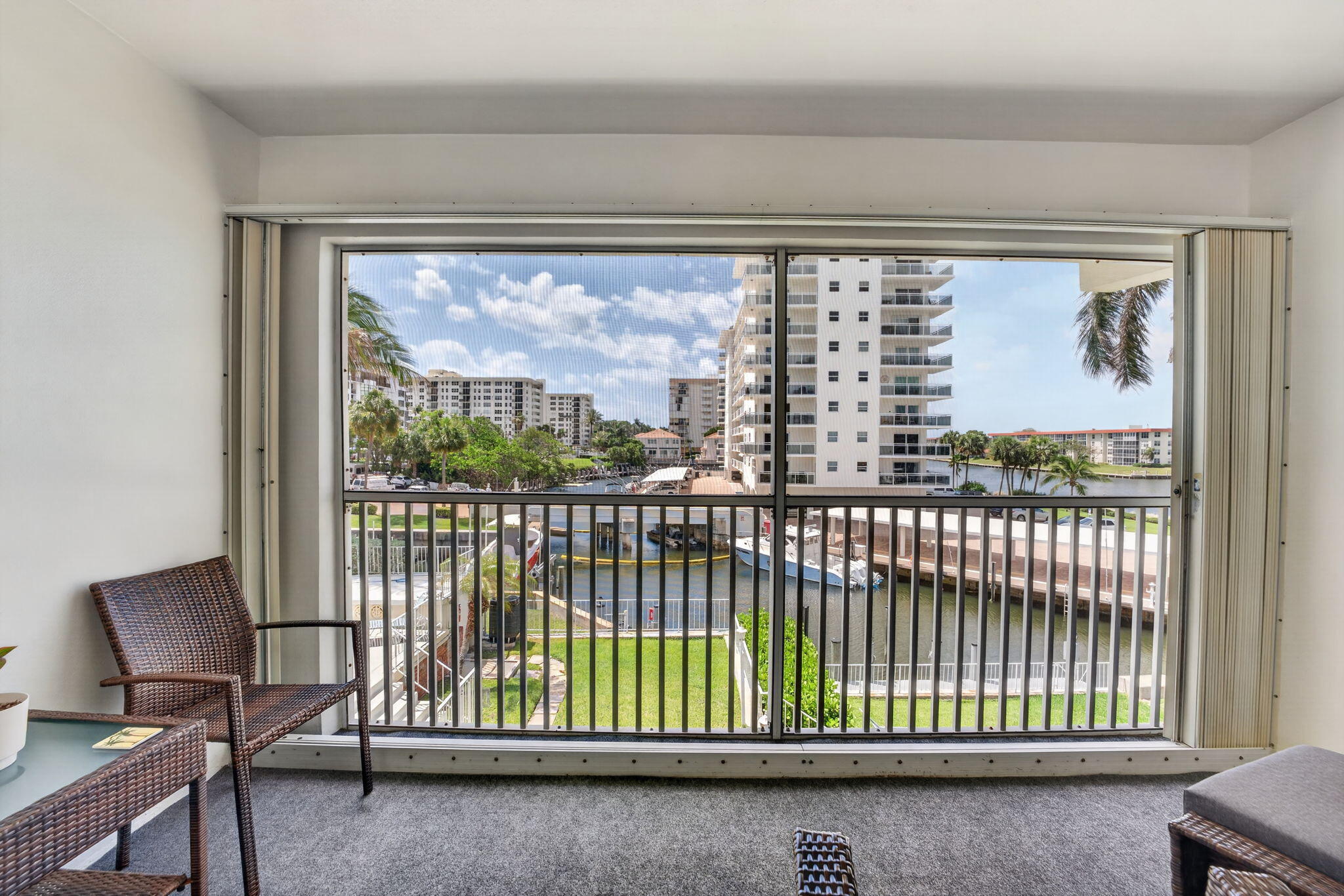 PIECES OEIGHT CONDOMINIUM - Residential