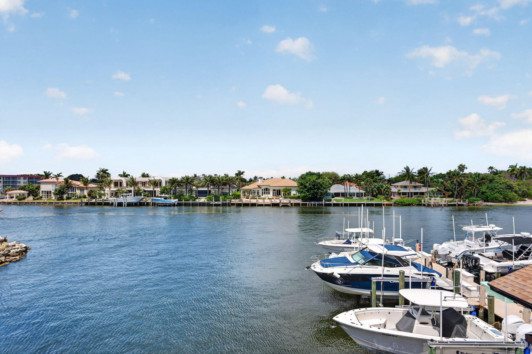 PIECES OEIGHT CONDOMINIUM - Residential