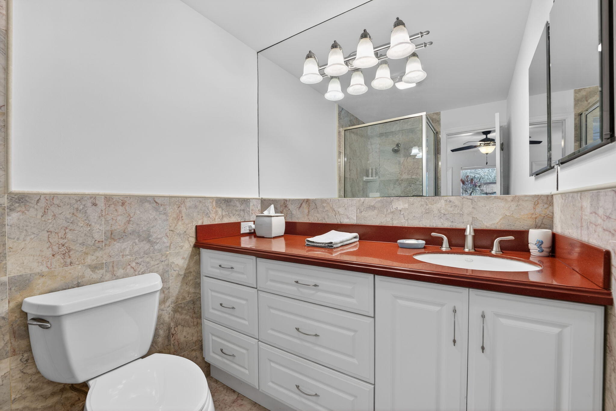 PIECES OEIGHT CONDOMINIUM - Residential