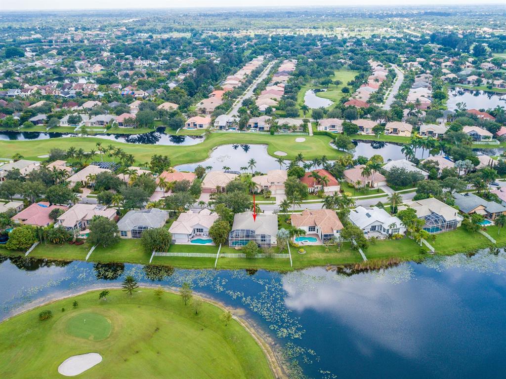 LAKE ESTATES ROLLING HILL - Residential