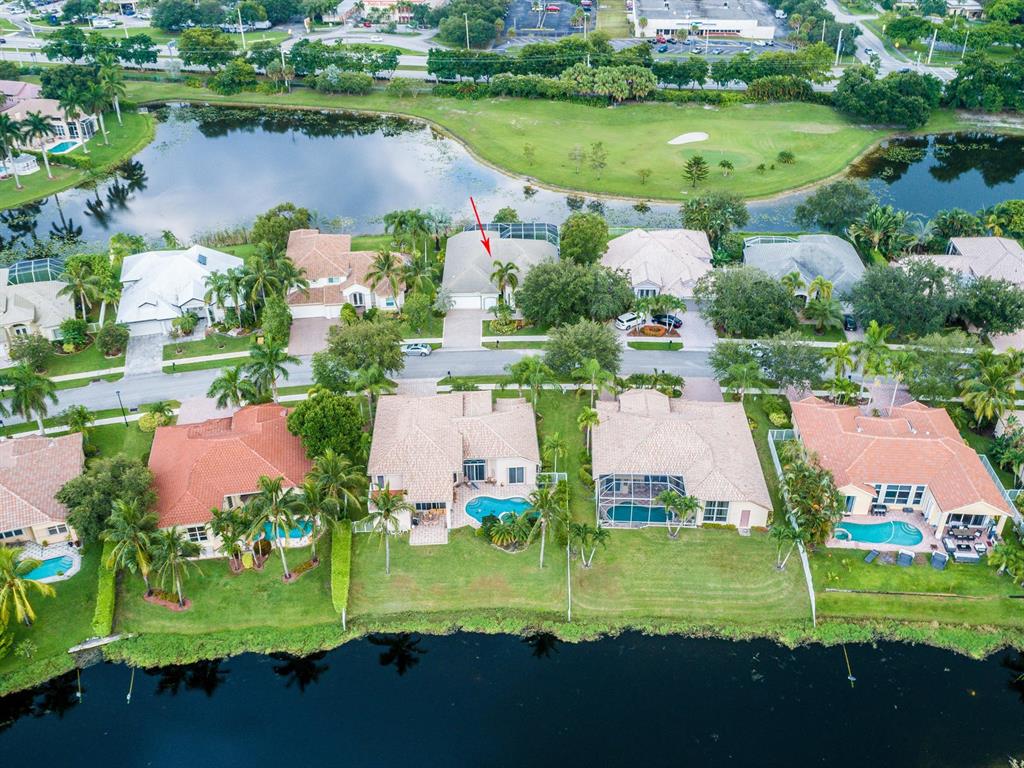 LAKE ESTATES ROLLING HILL - Residential