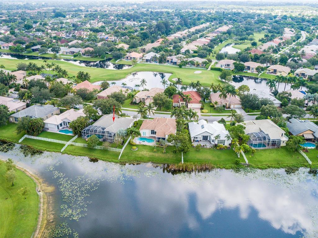 LAKE ESTATES ROLLING HILL - Residential