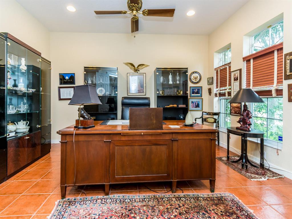 LAKE ESTATES ROLLING HILL - Residential