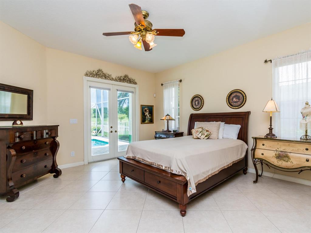 LAKE ESTATES ROLLING HILL - Residential